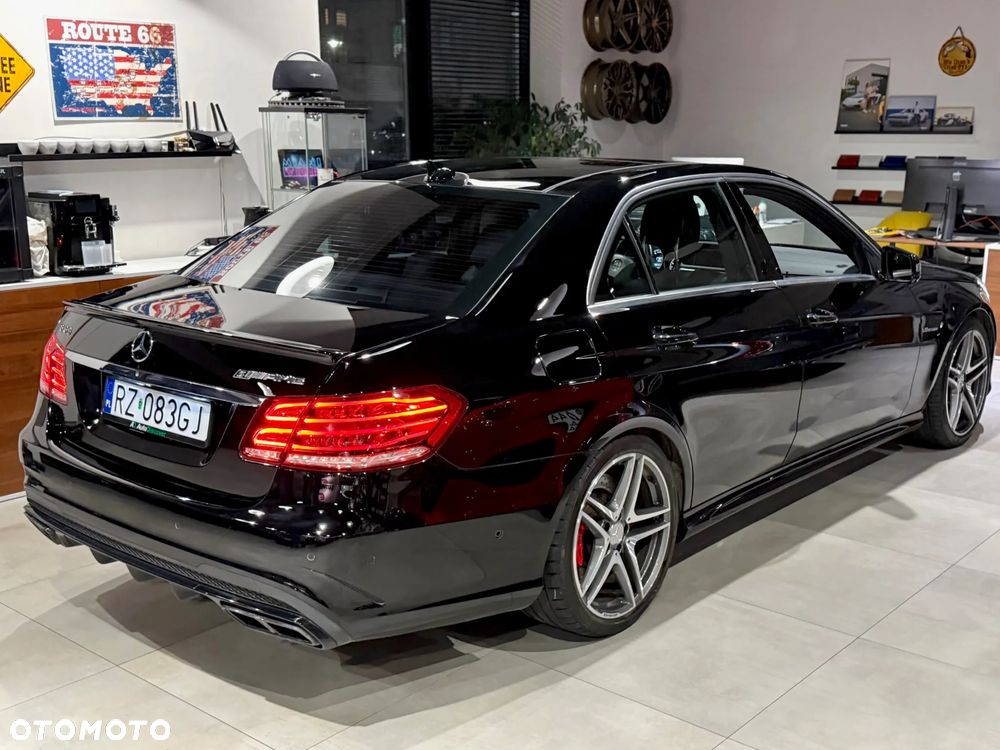 Mercedes-Benz Klasa E - 3
