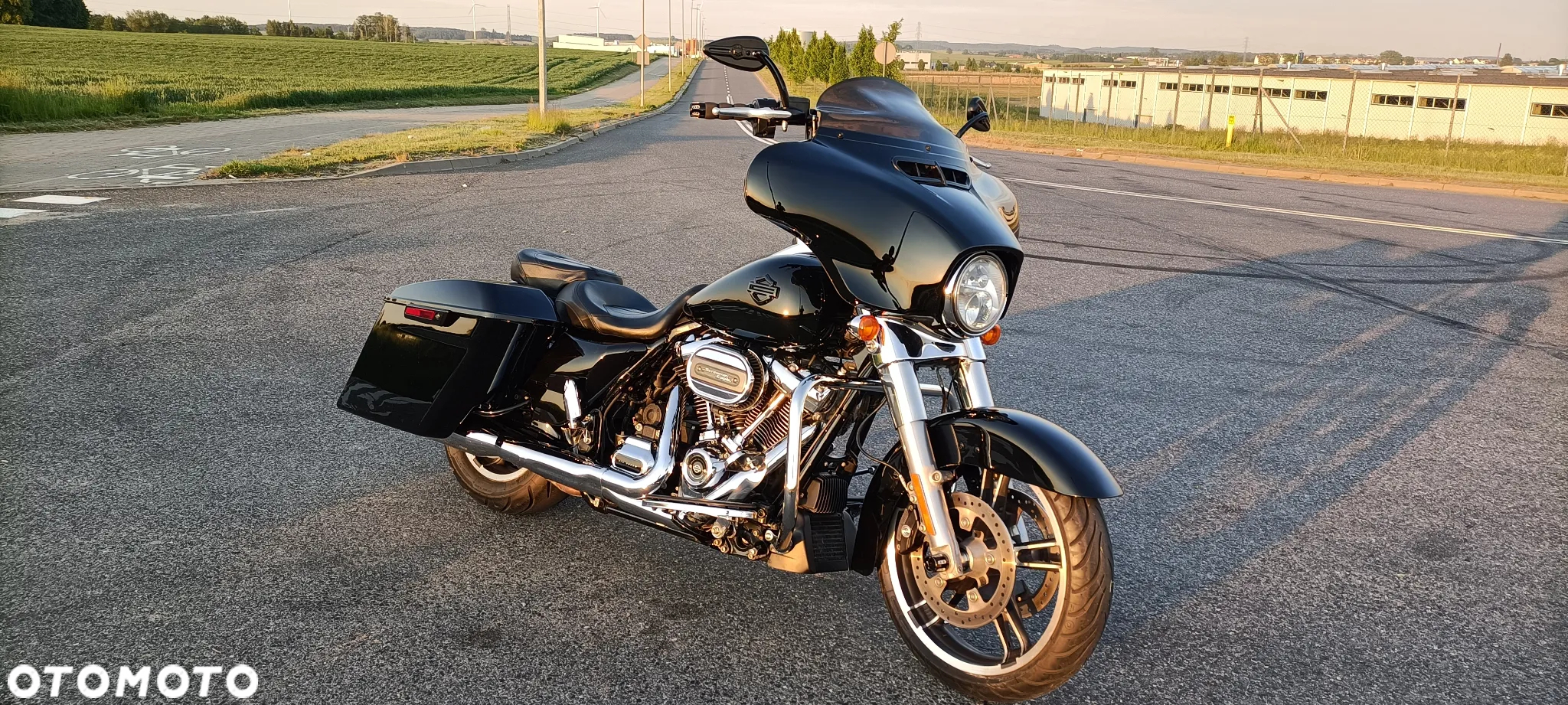 Harley-Davidson Touring Street Glide - 5