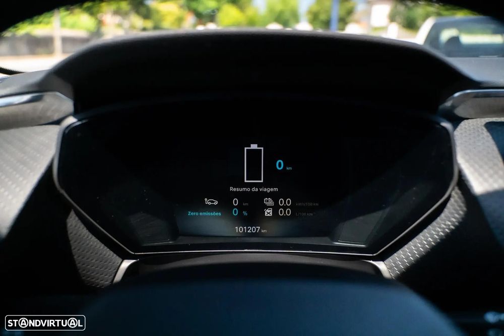 Citroën C5 X 1.6 Hybrid Plus e-EAT8 - 23
