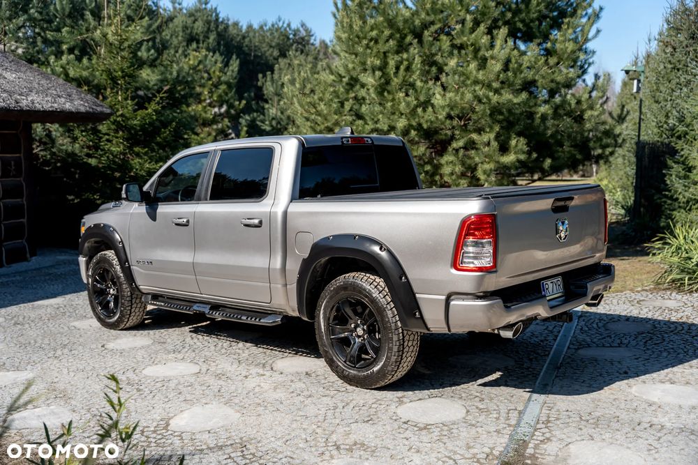 RAM 1500 5.7 Crew Cab Bighorn - 12