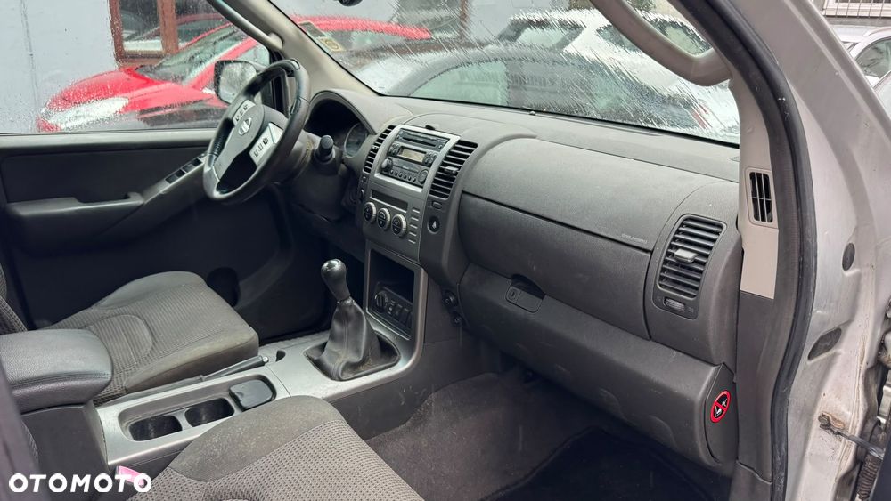 Nissan Pathfinder 2.5 DCi Elegance - 16