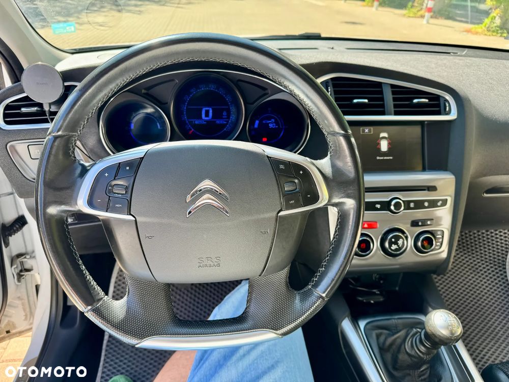 Citroën C4 PureTech 130 Stop&Start SHINE - 5