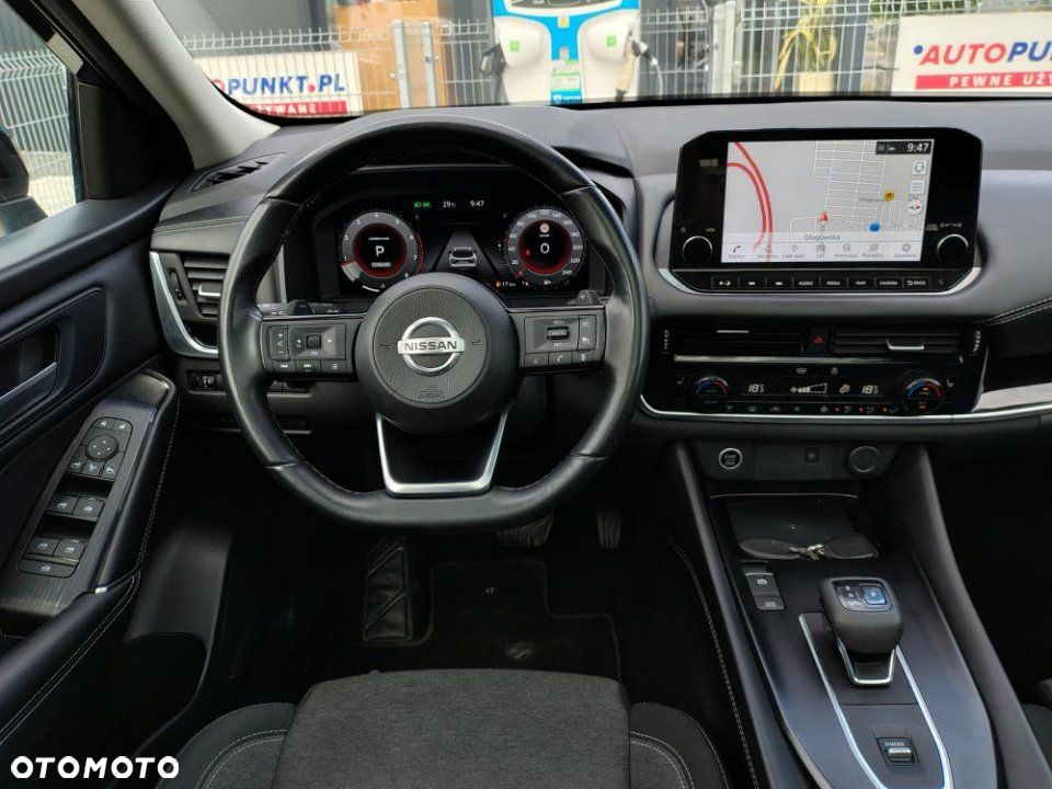 Nissan Qashqai 1.3 DIG-T N-Connecta DCT - 17