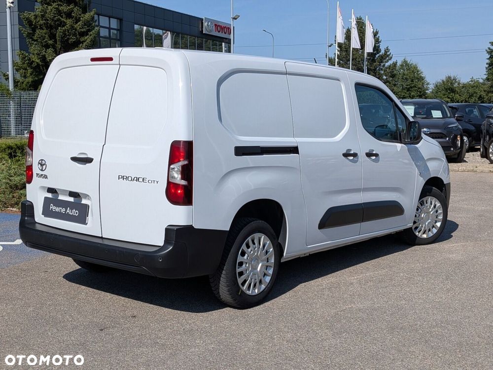 Toyota PROACE CITY - 8