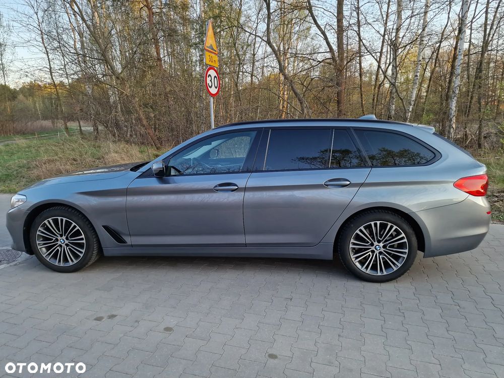 BMW Seria 5 520i Sport Line - 5