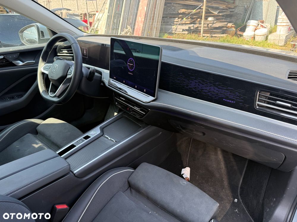 Volkswagen Passat - 10