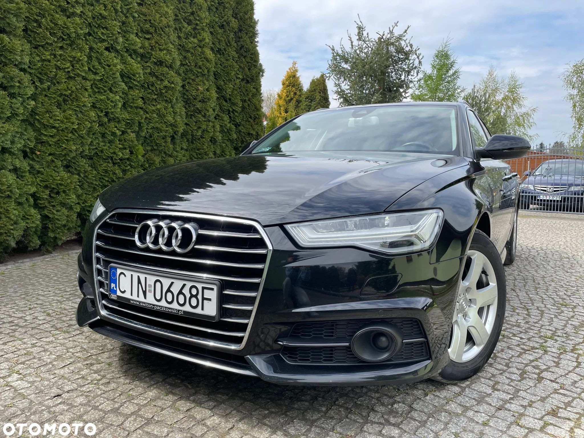 Audi A6 Avant - 1
