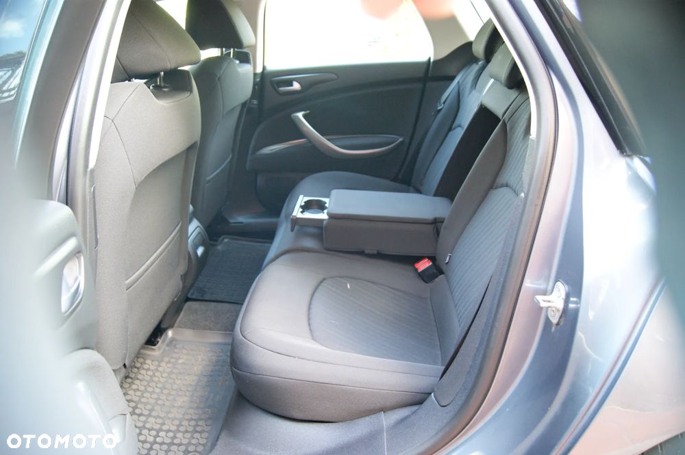 Citroën C5 2.0 16V Confort - 16