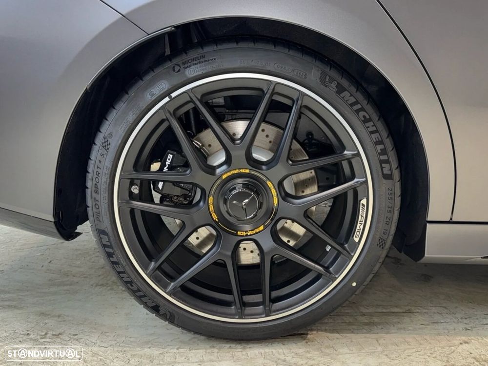 Mercedes-Benz CLA 45 AMG - 7