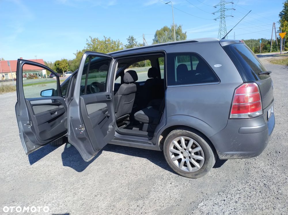 Opel Zafira 1.6 Elegance - 4