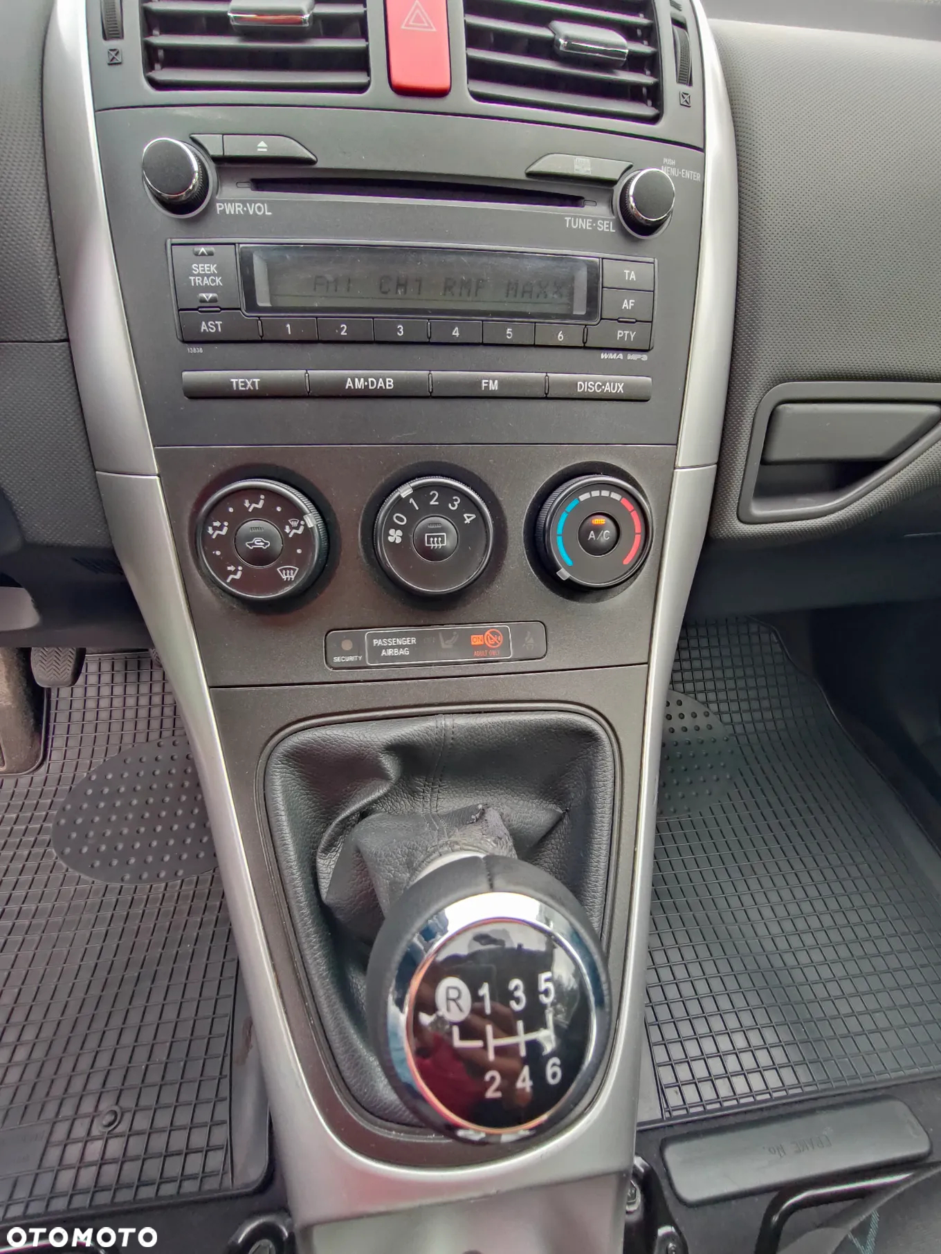 Toyota Auris 1.33 VVT-i Active - 15