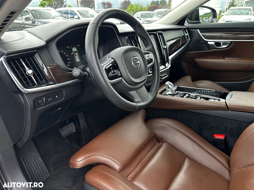 Volvo S90 T8 Recharge AWD Geartronic Inscription - 36