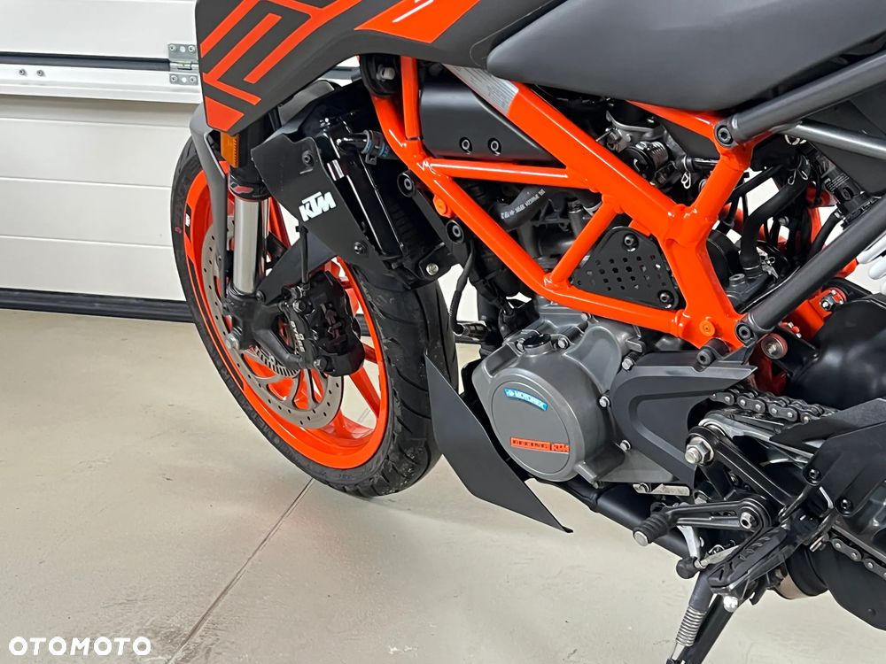 KTM Duke 125 - 15
