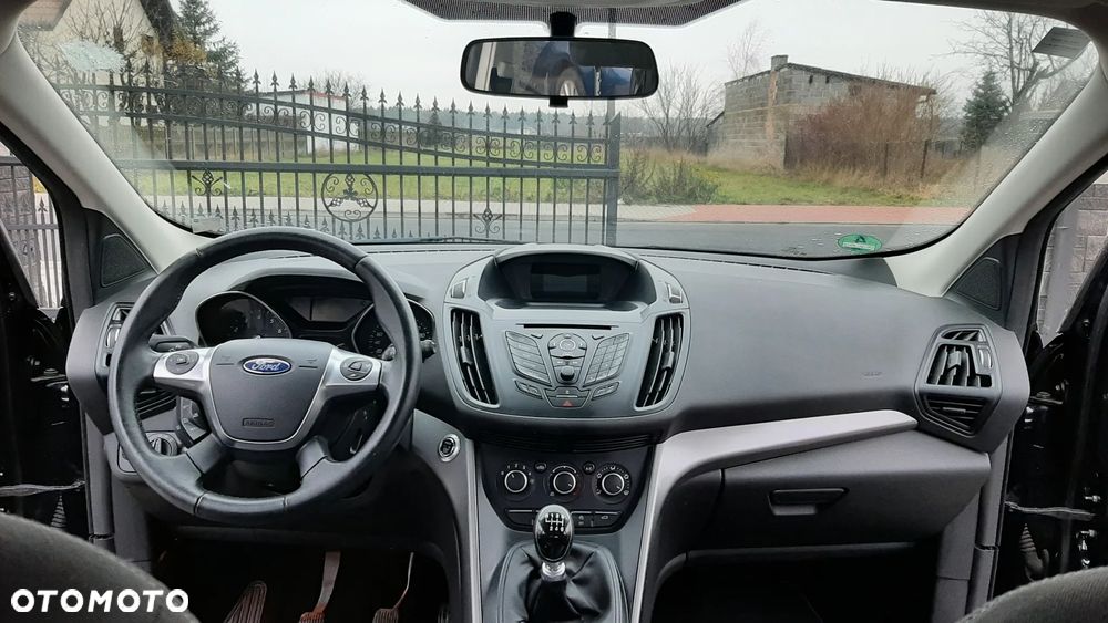 Ford Kuga 1.5 EcoBoost 2x4 Trend - 15