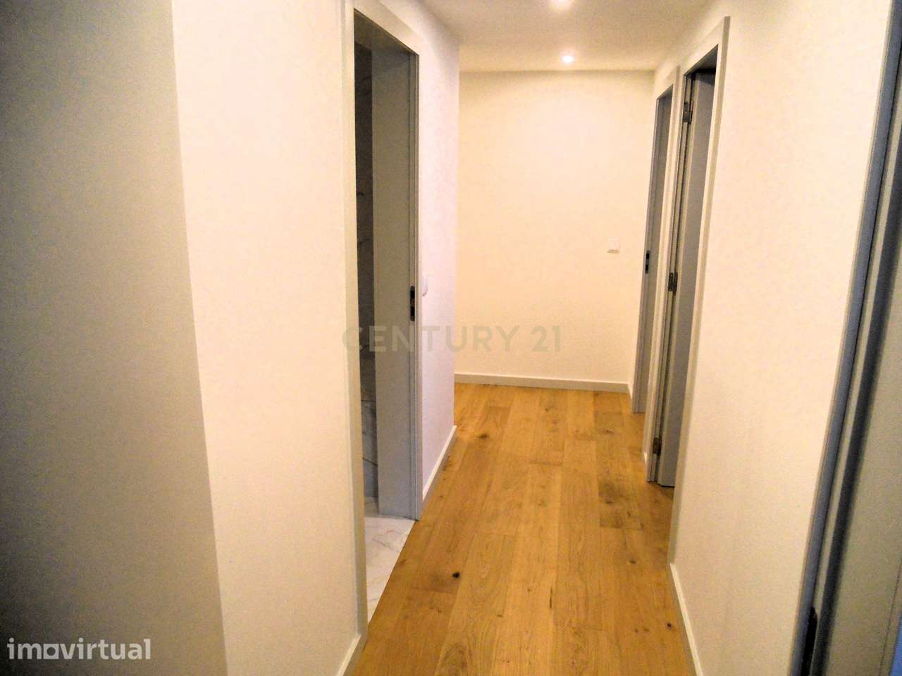 Apt. T3  c/ 2 suites, Varanda e 2 Lug. Garagem - Magnólia City Park - Grande imagem: 4/11