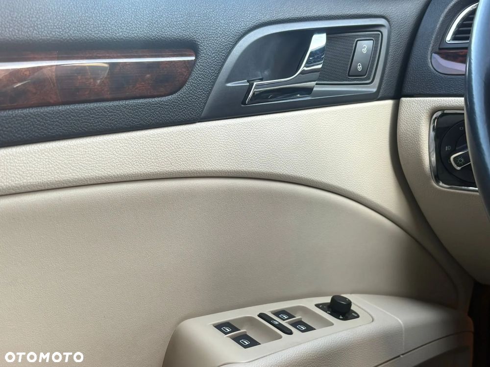 Skoda Superb 2.0 TSI DSG Elegance - 22