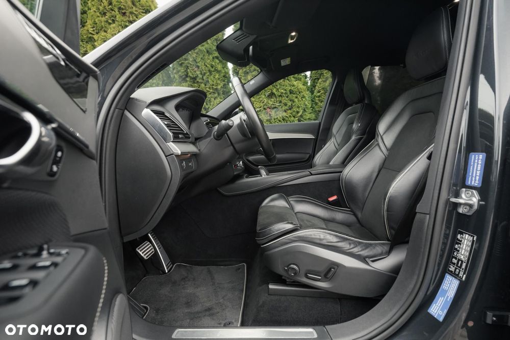 Volvo XC 90 D5 AWD R-Design - 13