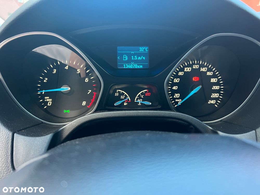 Ford Focus 1.0 EcoBoost 99g Trend - 14