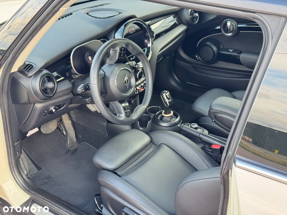 MINI Cooper S Standard - 18