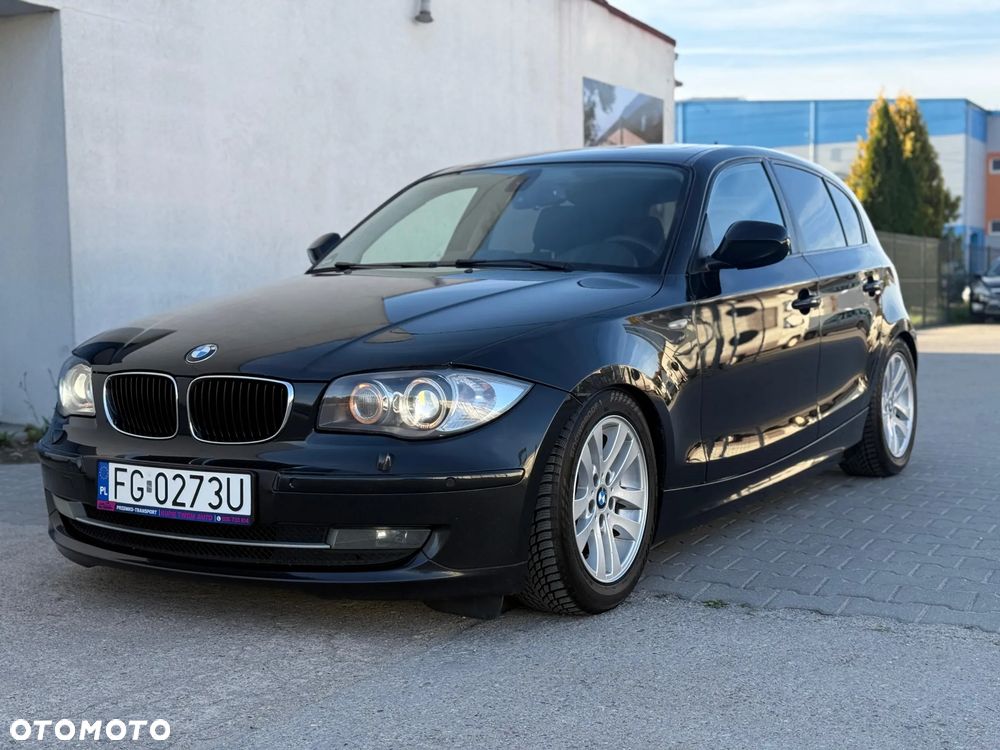 BMW Seria 1 2011 photo 2
