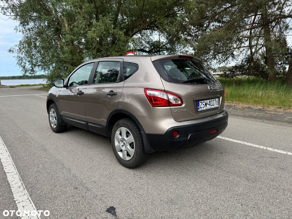 Nissan Qashqai 1.6 Visia - 5
