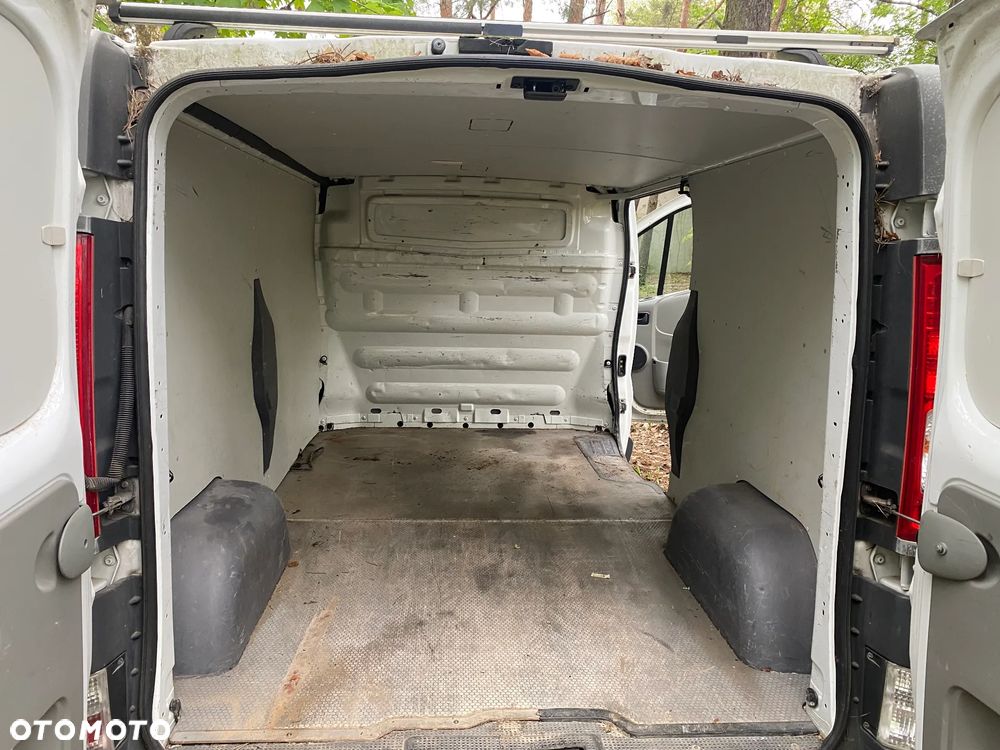Renault Trafic - 17