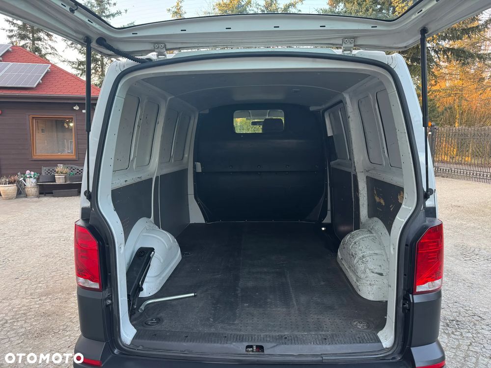 Volkswagen Transporter - 8