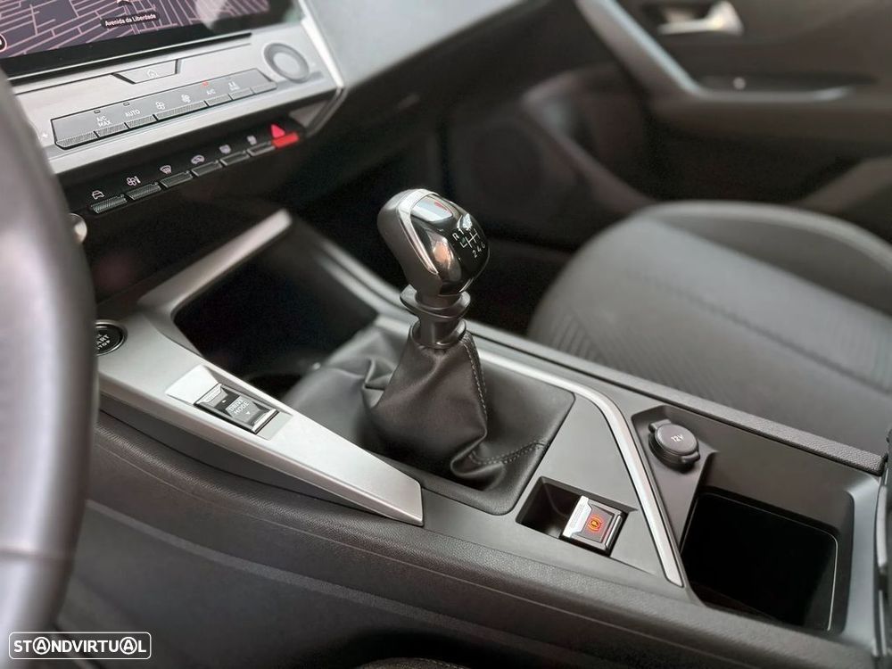 Peugeot 308 SW 1.2 PureTech Active Pack - 17