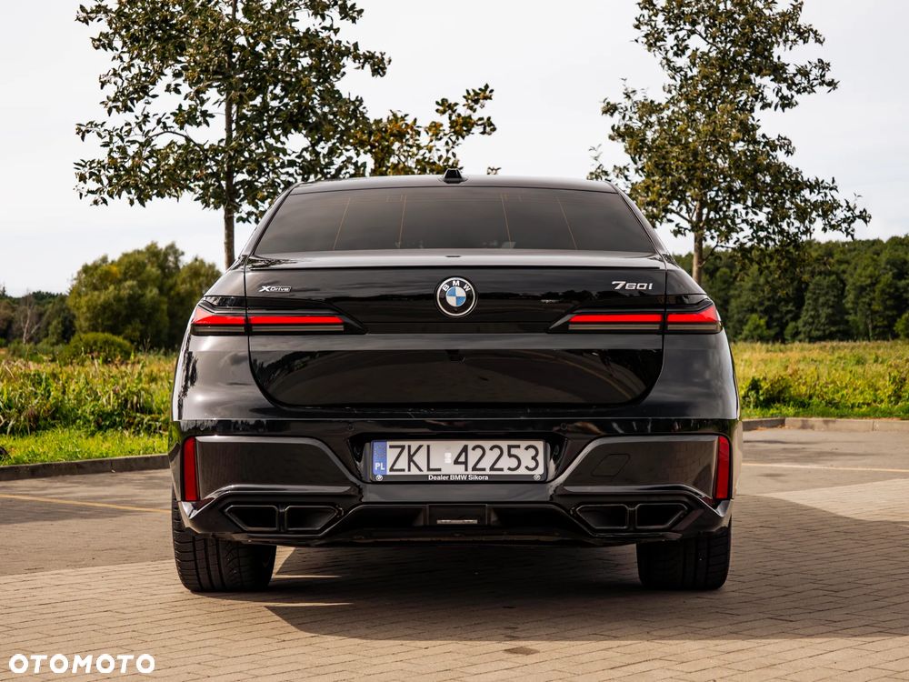 BMW Seria 7 - 23