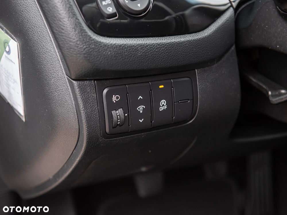Kia Ceed 1.6 GDI Business Line - 19