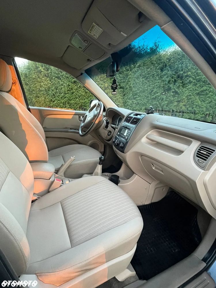 Kia Sportage 2.0 Tour - 7