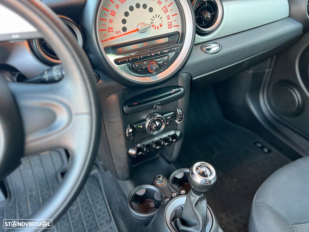 MINI Clubman Cooper D - 9