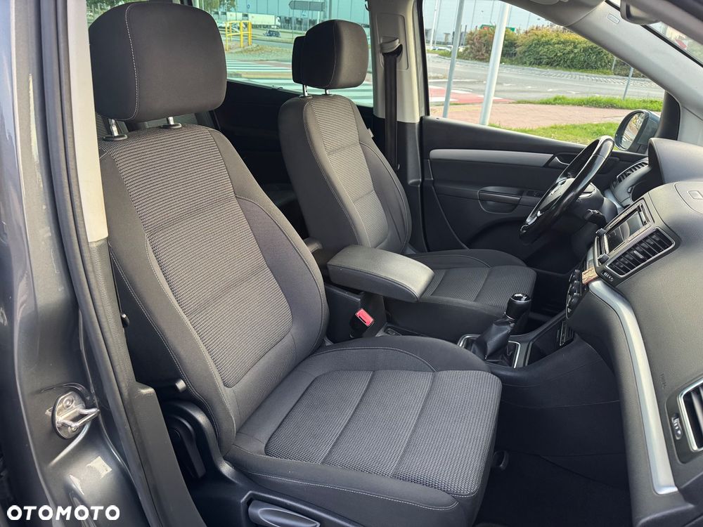 Volkswagen Sharan - 24