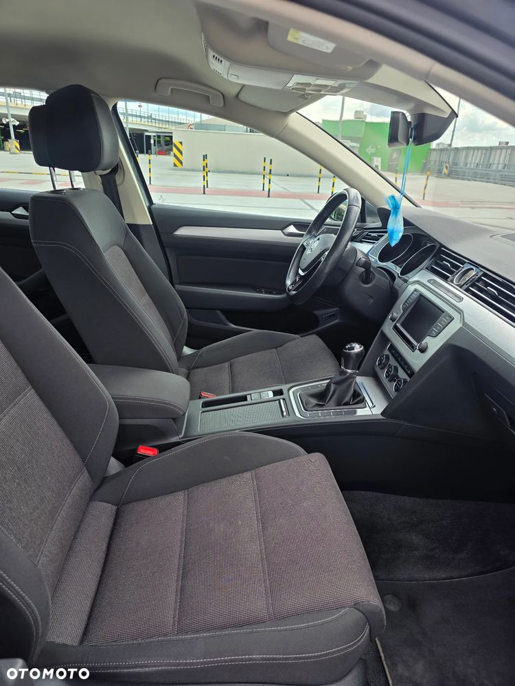 Volkswagen Passat 1.4 TSI BMT ACT Comfortline - 19