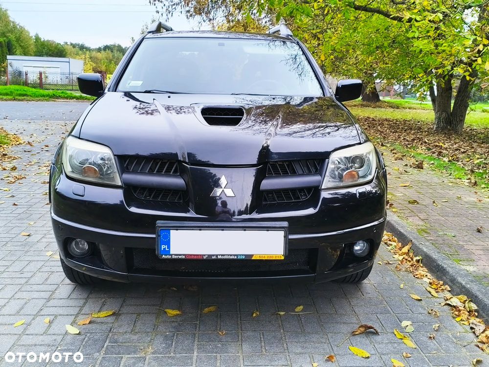 Mitsubishi Outlander 2.0 Turbo - 24