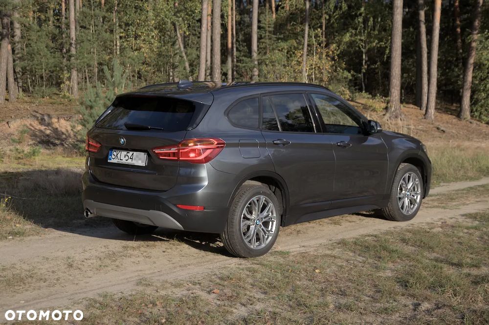 BMW X1 sDrive18i GPF - 6