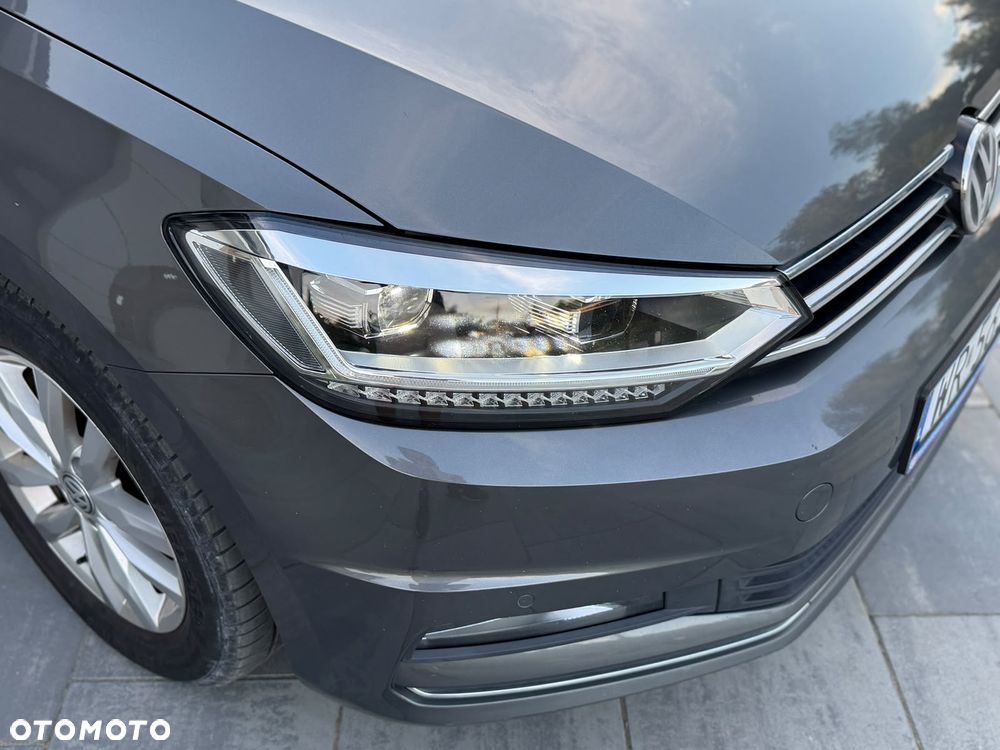 Volkswagen Touran 2.0 TDI SCR (BlueMotion Technology) DSG Highline - 27