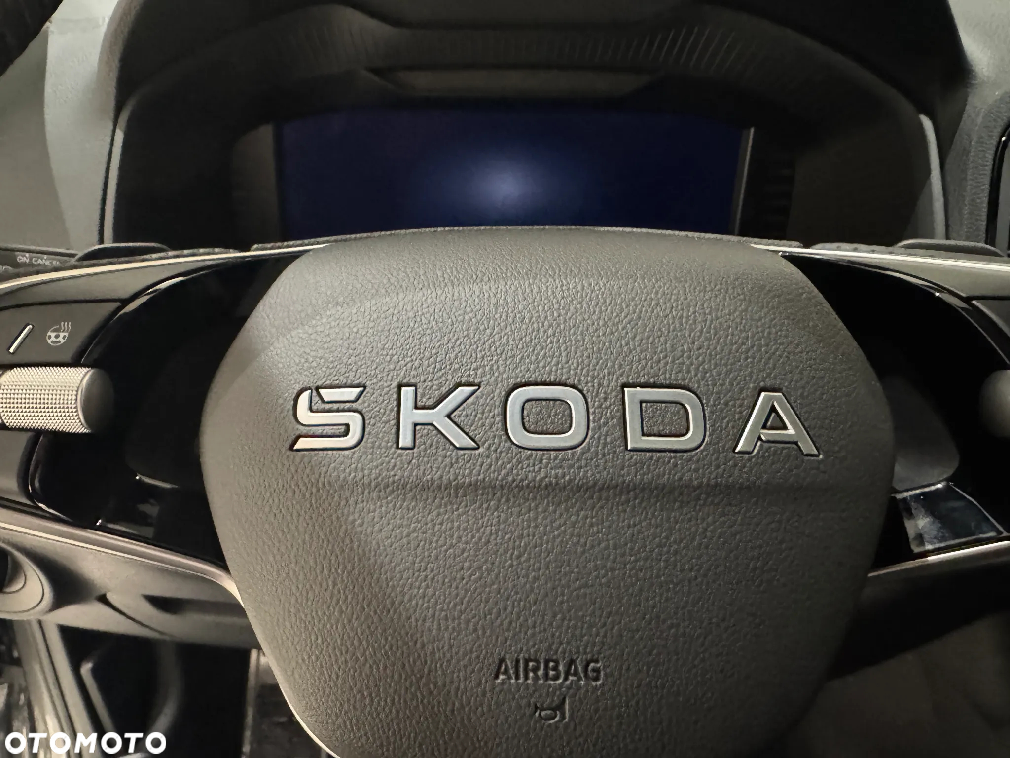 Skoda Karoq 1.5 TSI ACT Sportline DSG - 6