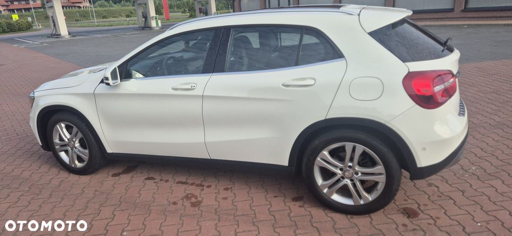 Mercedes-Benz GLA 250 4-Matic - 7