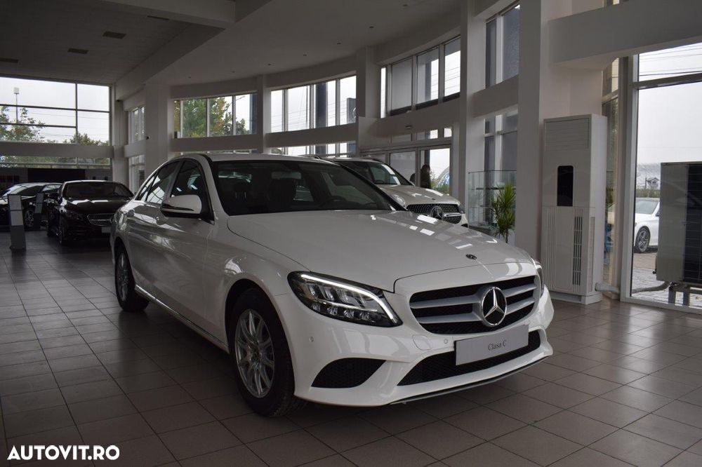 Mercedes-Benz C 180 9G-TRONIC - 17