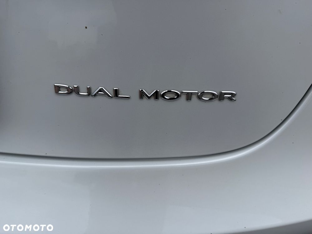 Tesla Model 3 Langstreckenbatterie Allradantrieb Dual Motor - 24