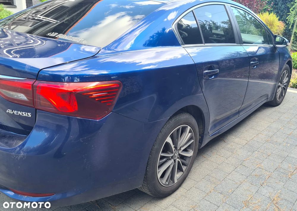 Toyota Avensis 1.8 Prestige - 3