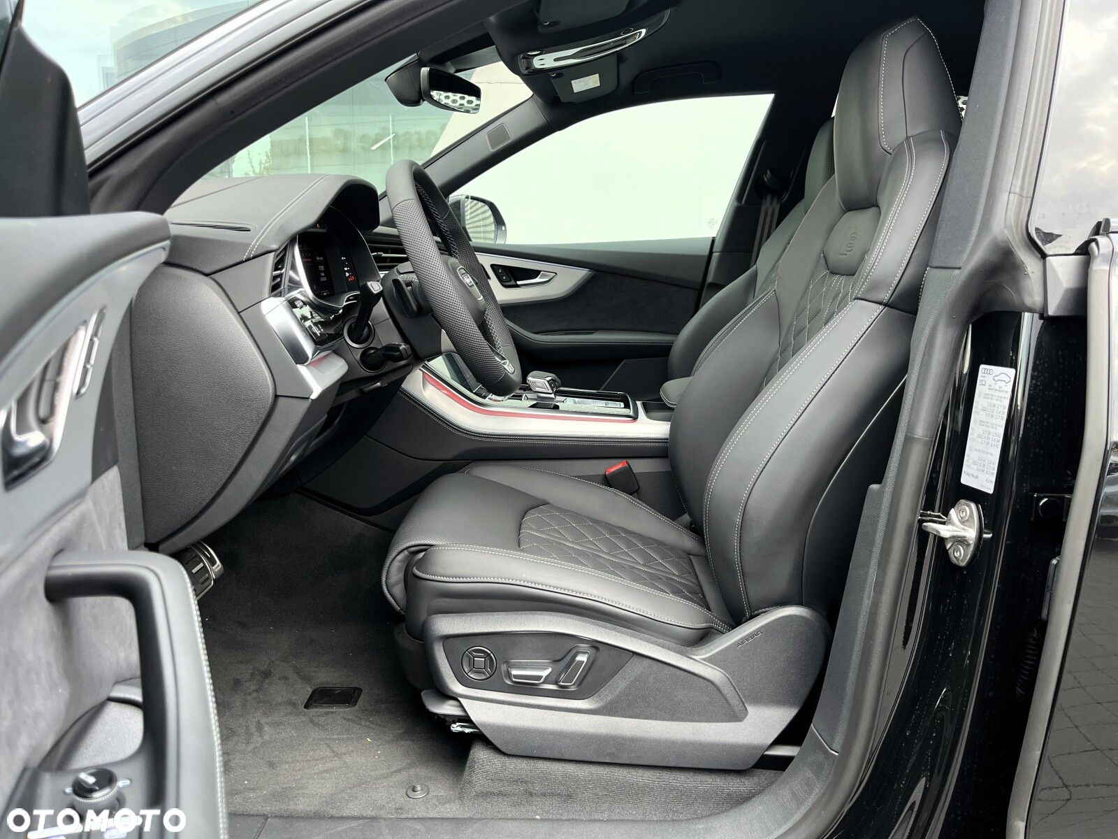 Audi SQ8 - 17