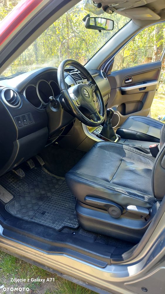 Suzuki Grand Vitara 1.9 DDiS - 6