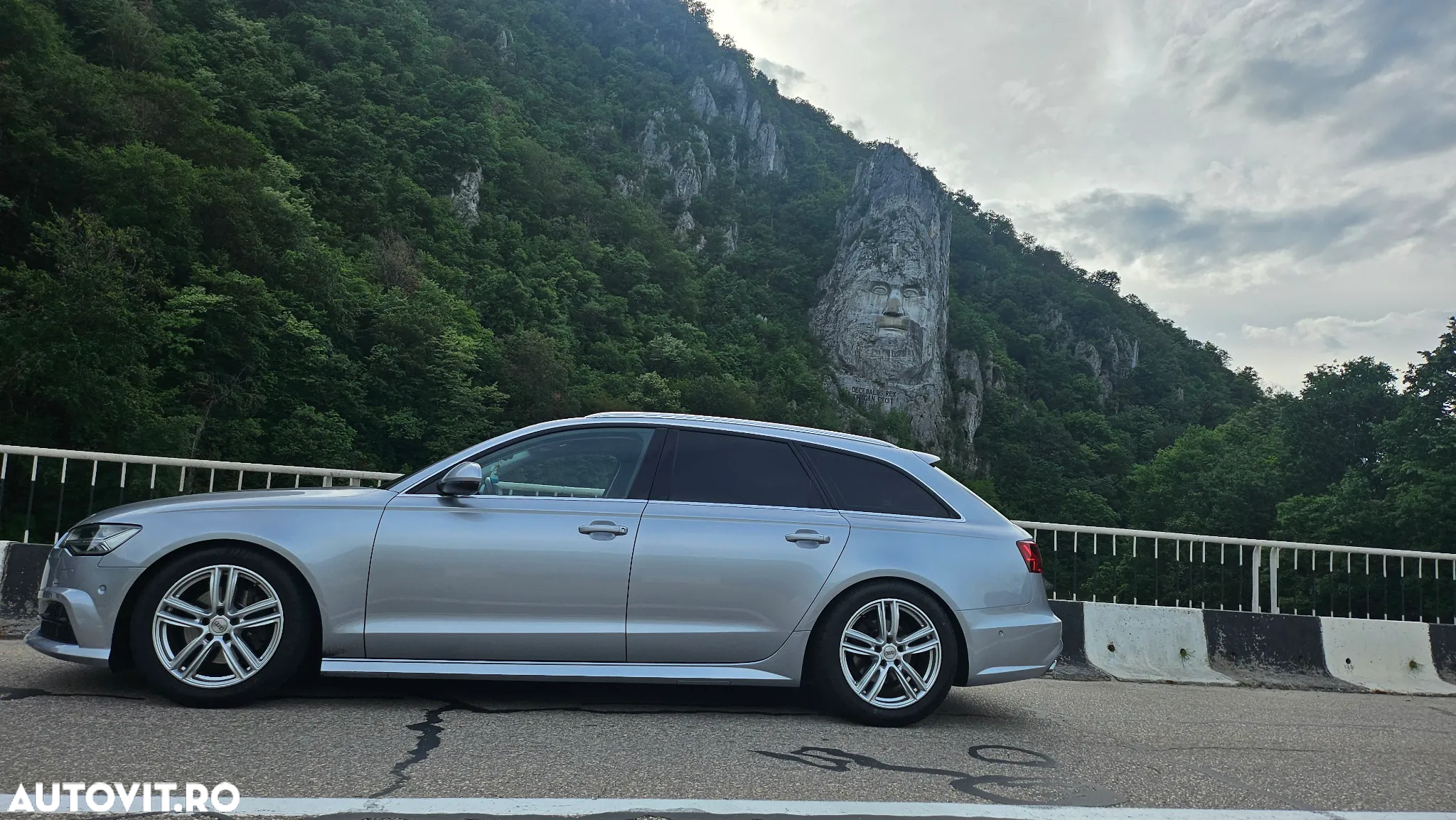Audi A6 Avant 2.0 TDI Ultra DPF S tronic - 19
