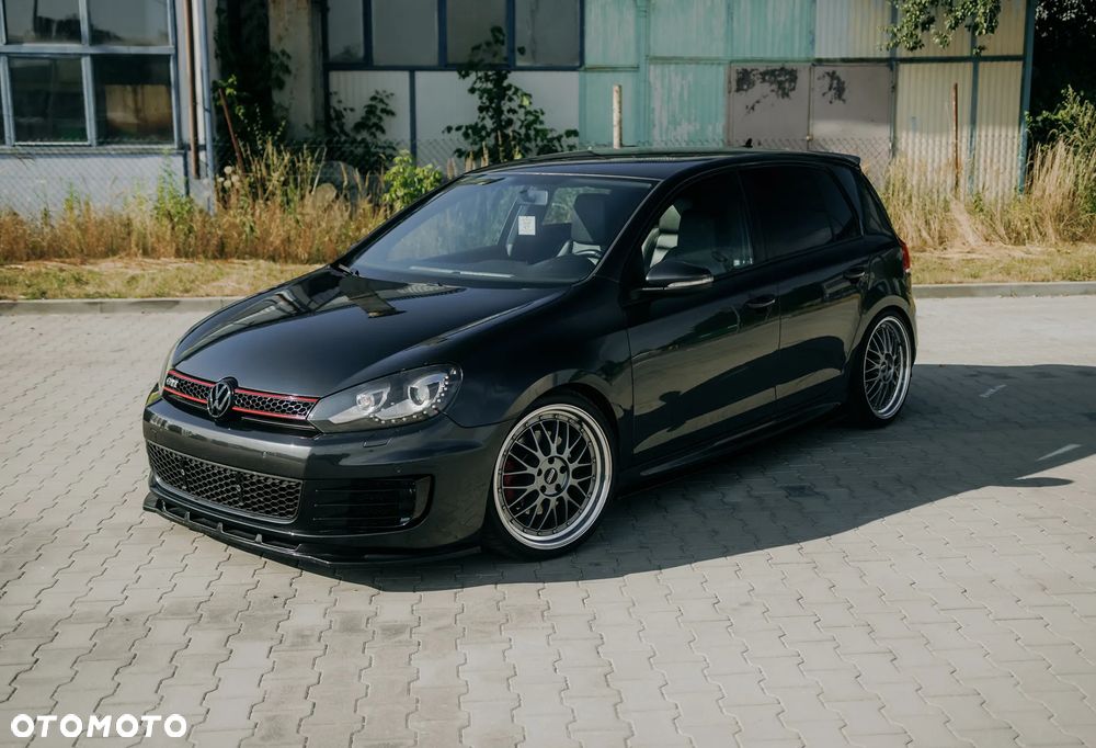 Volkswagen Golf VI 2.0 TSI GTI - 1