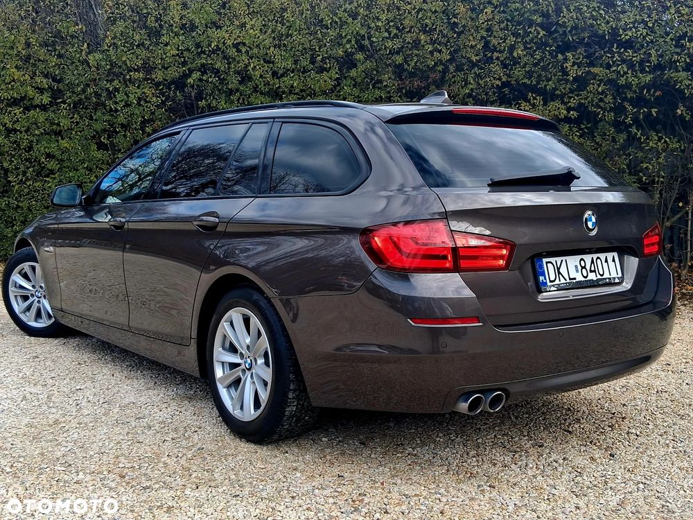 BMW Seria 5 520d Touring Sport-Aut - 2