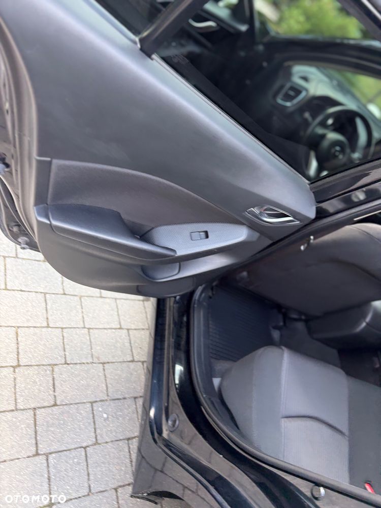 Mazda 3 SKYACTIV-D 150 Automatik Sports-Line - 16
