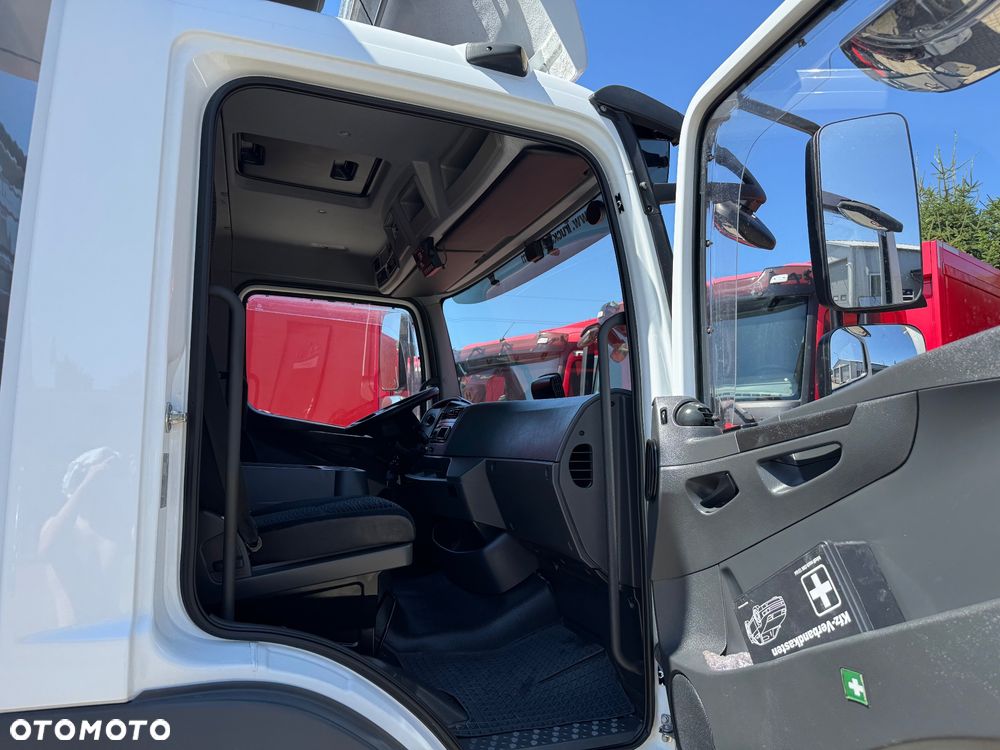 Mercedes-Benz ATEGO 1523 CHŁODNIA 6.35m Winda Z Niemiec - 32