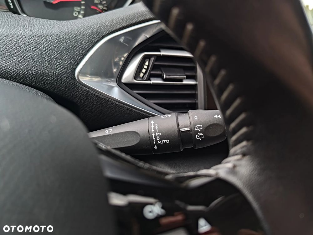 Peugeot 308 BlueHDi 120 Stop & Start Allure - 27